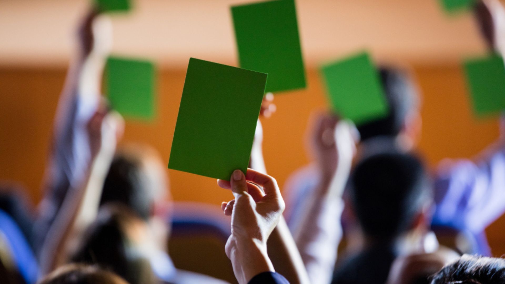 Quienes sean designados como jurados de votación y no asistan o abandonen sus funciones sin causa justificada enfrentarán sanciones